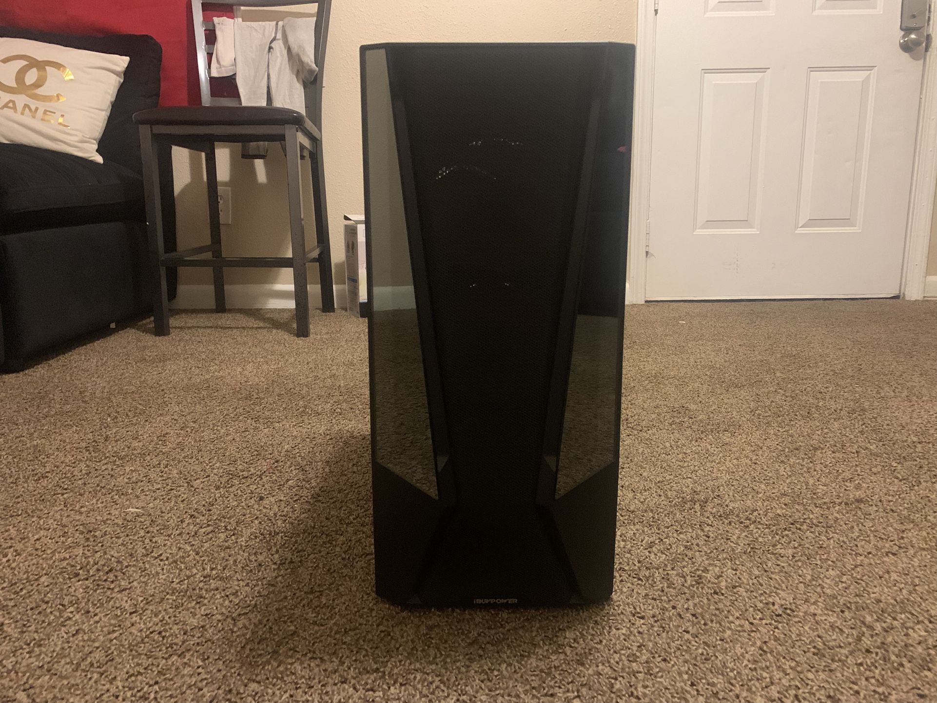 High-Performance iBUYPOWER Gaming PC – Ryzen 7 7700, RX 7800 XT, 32GB RAM, 2TB SSD