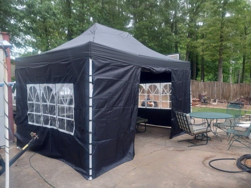 10×15 Pop Up Canopy With Side Walls