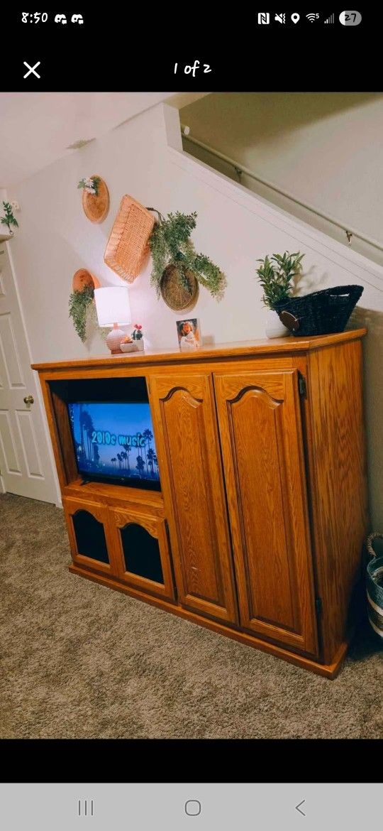 Wood Entertainment Center 