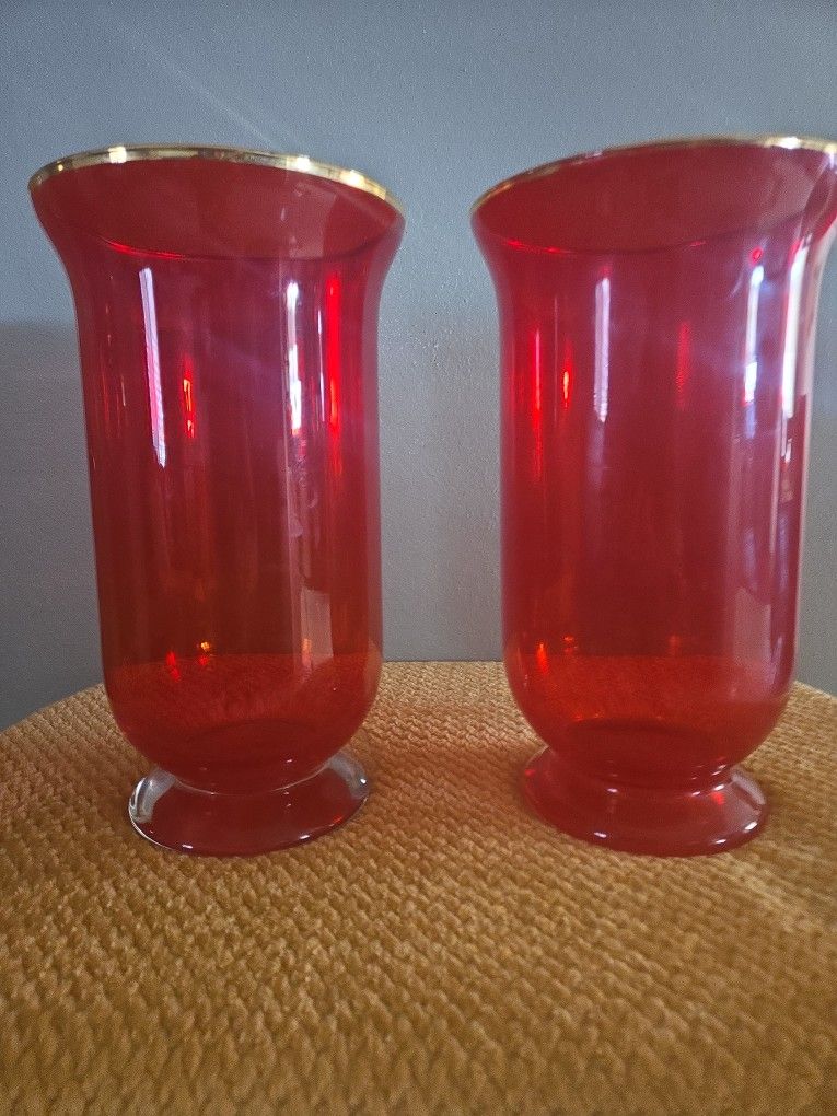 BIG GLASS VASES , GREAT CONDITION , GREAT PRICE . $ 15.00 Each Or Tha 2 For $ 25.00 .