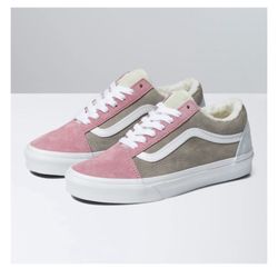 Vans Old Skool Pig Suede Sherpa Shoe
