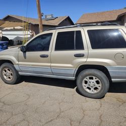 1999 Jeep Grand Cherokee Laredo Sport Utility 4D