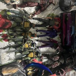 Figures Toys 