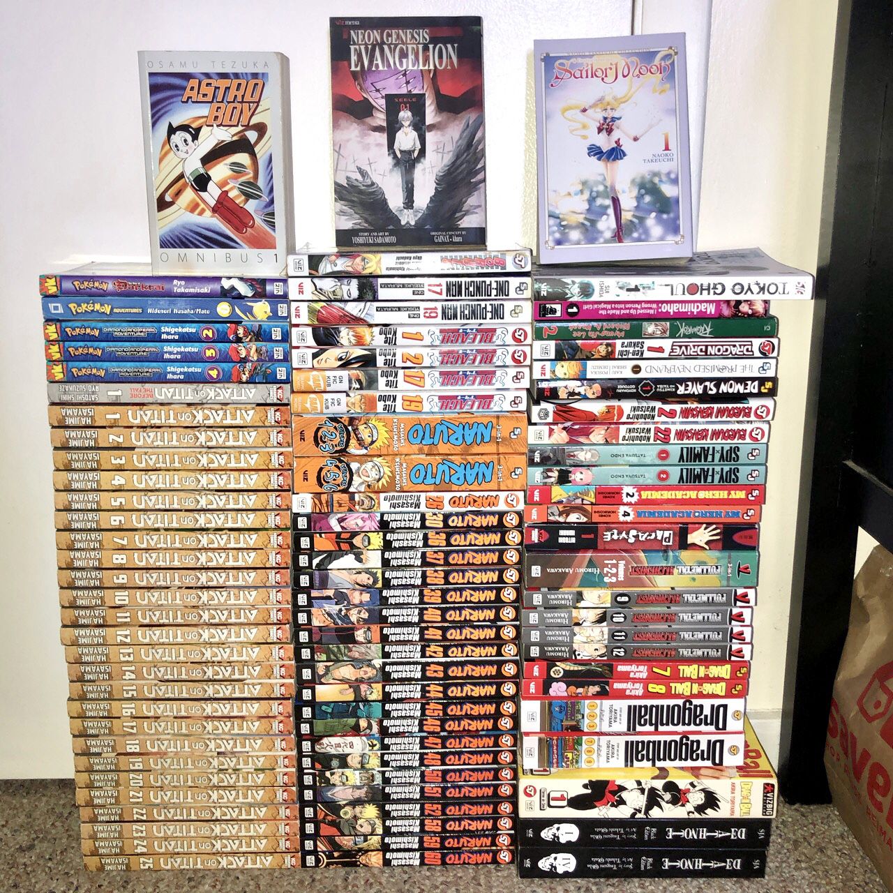 Manga Lot of 100 Mixed Manga Books