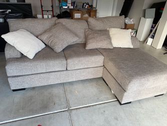 Beige Fabric Sectional Sofa with Swapable Chaise