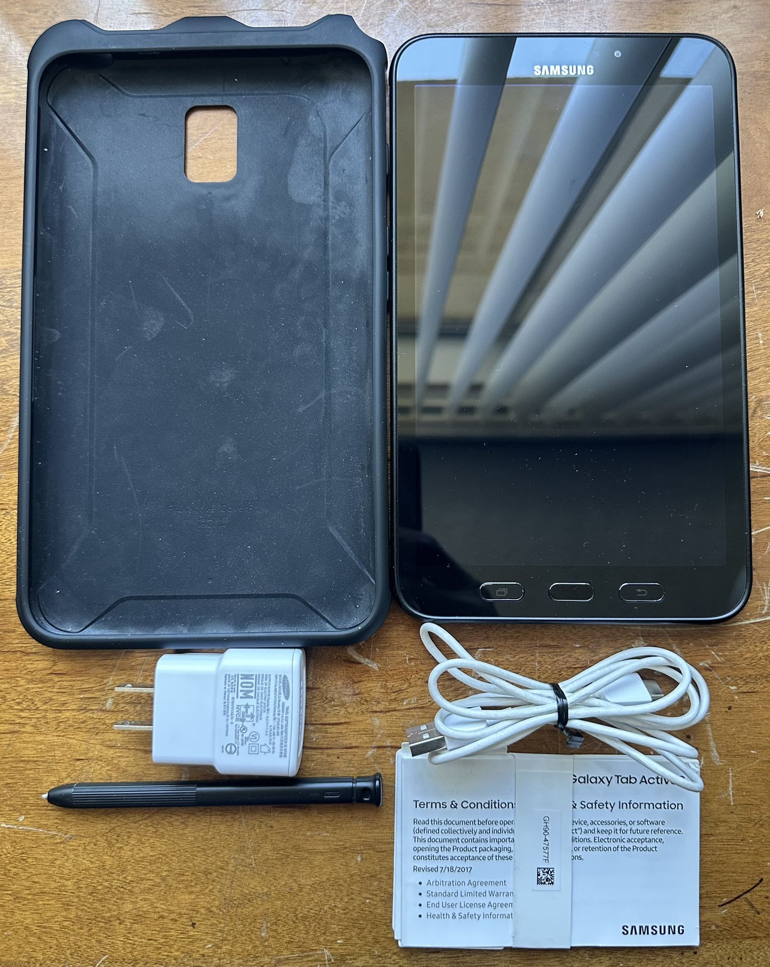 Samsung Galaxy Tab Active 2 SM-T390 16 GB, Wi-Fi, 8" Tablet Unlocked Black