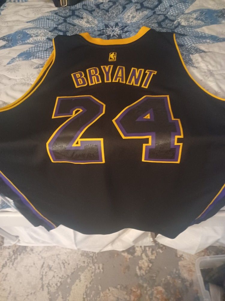 Kobe Bryant Lakers Jersey