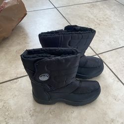 Size 1 Snow boots