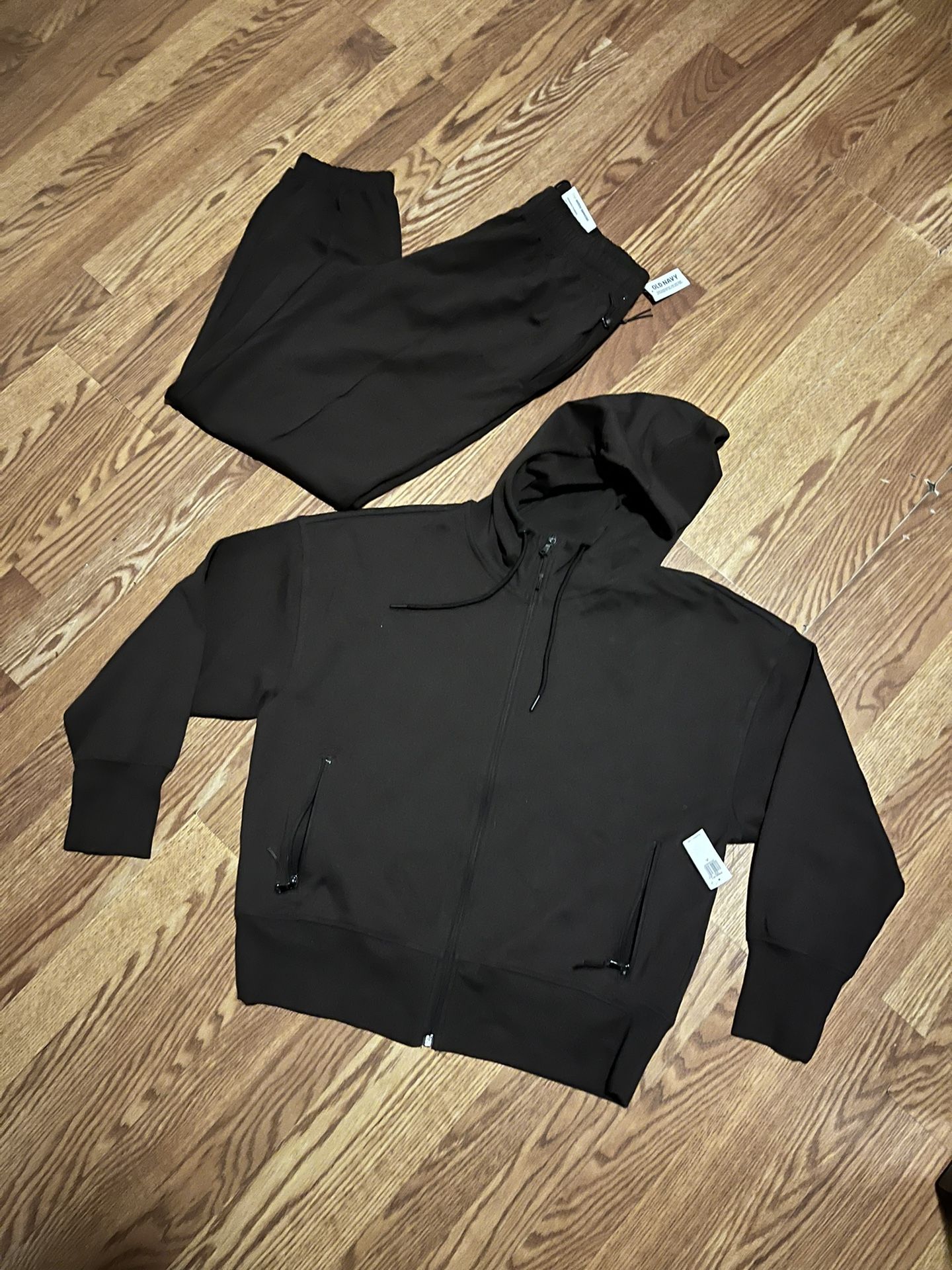 Old Navy Women's Dynamic FleeceFull-Zip Hoodie Sweatshirt And Sweatpants