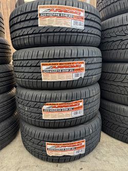 225/45ZR18 Set Of 4 Arroyo New Tires