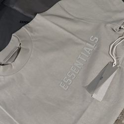 Essentials - Fear of God