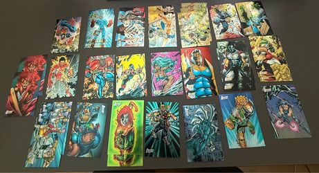 Lot of 33 of the TOPPS IMAGE UNIVERSE CHROMIUM CARDS