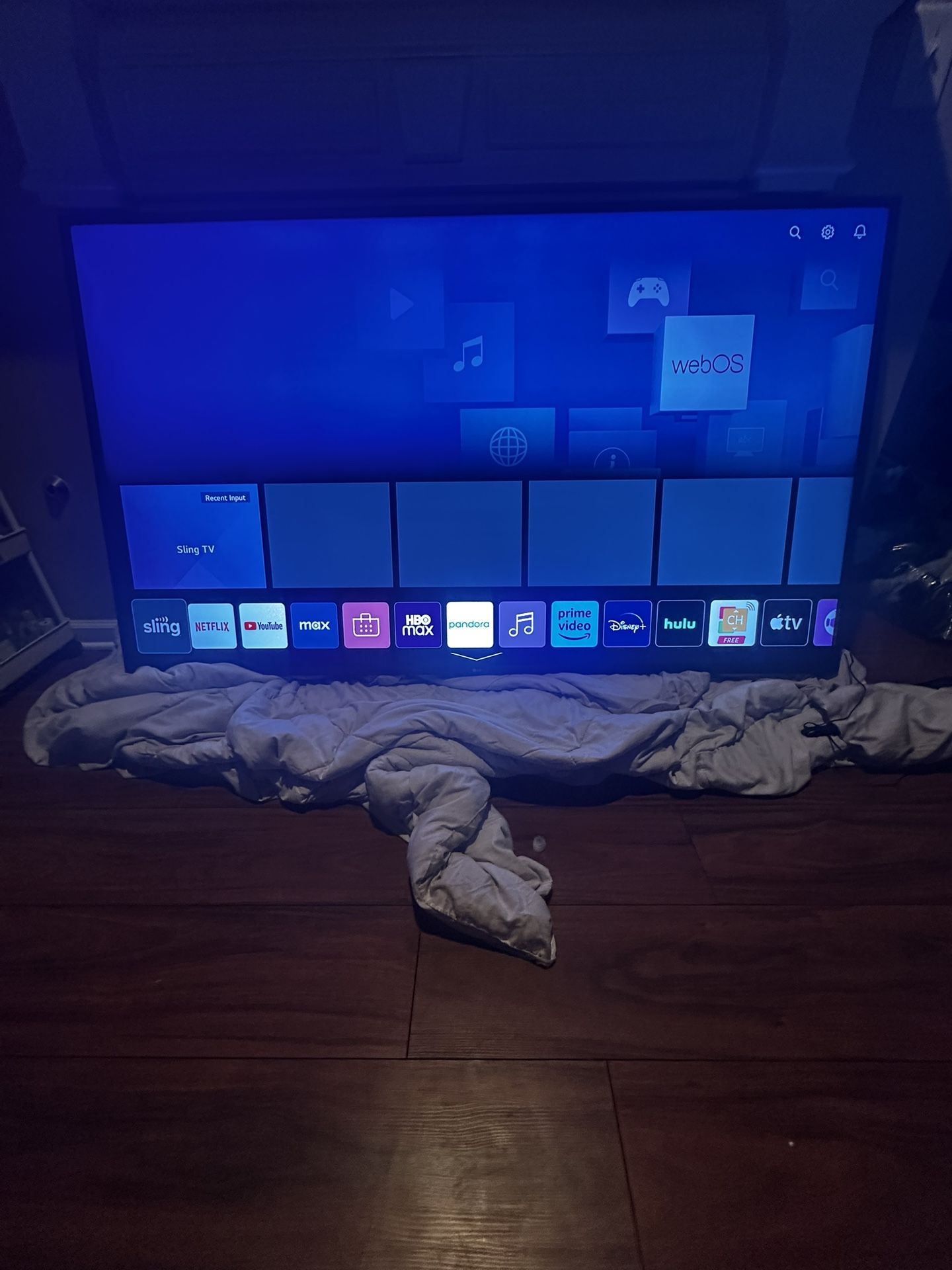 70” LG TV