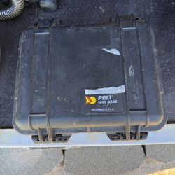 PELICAN & SKB Cases