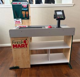 Melissa and Doug Fresh Mart