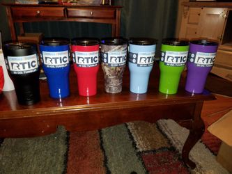 New 2017 Rtic 30 oz tumbler