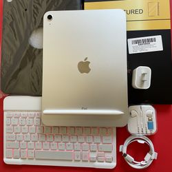 256gb Apple IPad 10th Generation (10.9” Liquid Retina / 2022 model) with pen, keyboard, case & Accessories (warranty 11/2025)