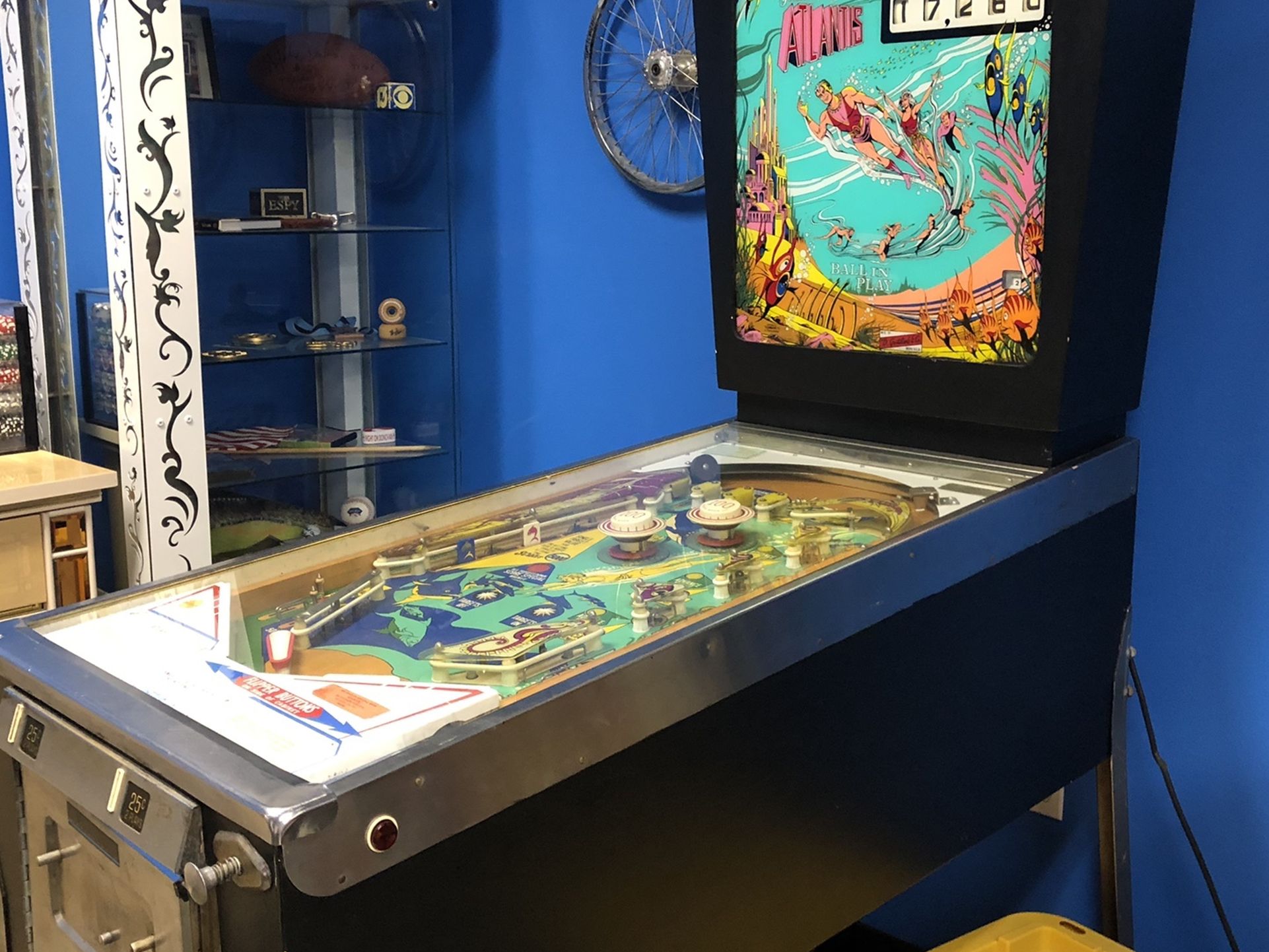Gottlieb Atlantis Pinball Machine - Foothill Ranch)