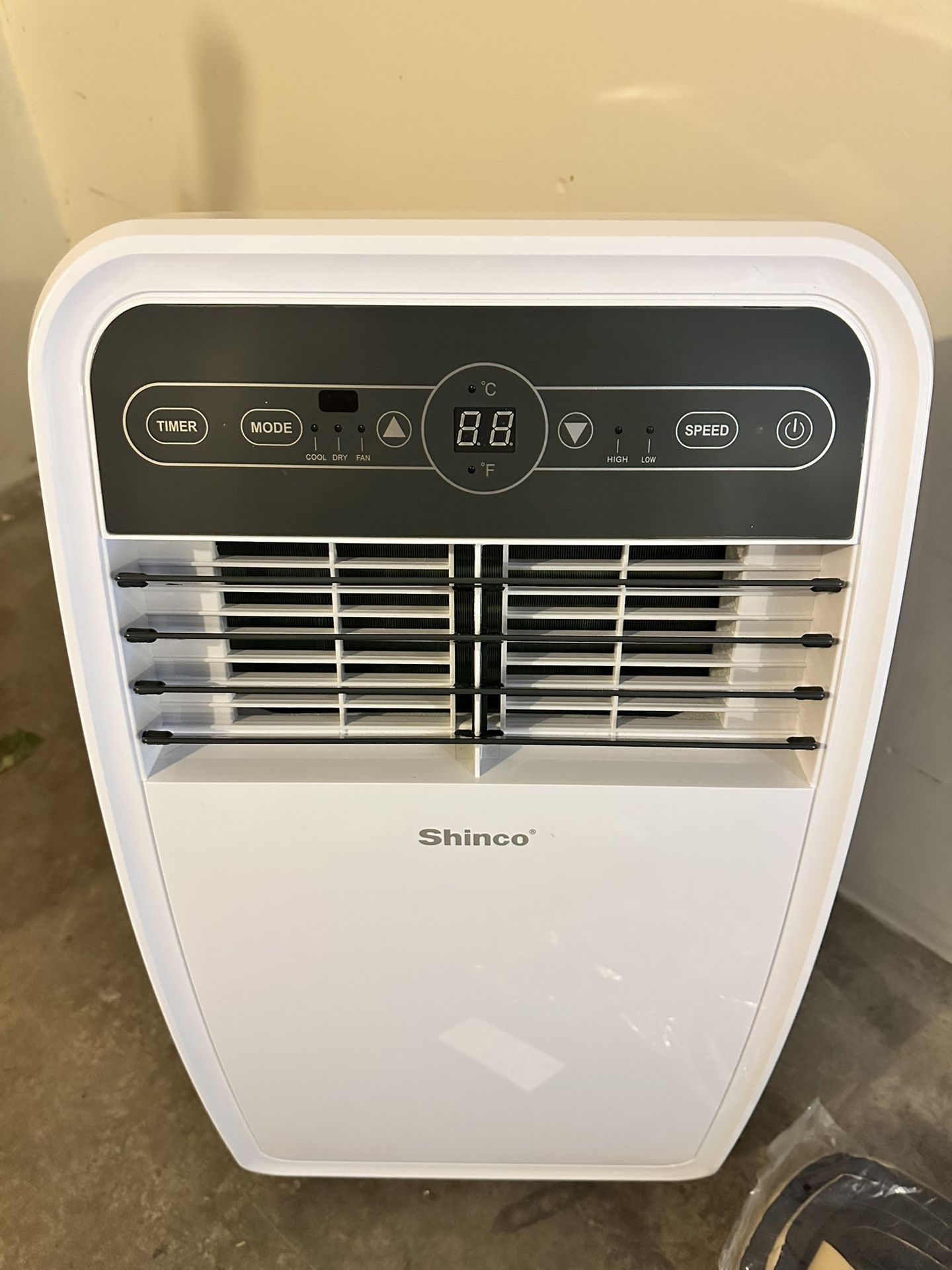 Shinco 8,000 BTU Portable Air Conditioner – w/ Remote & Exhaust Kit