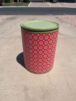 Vintage MCM Floral Print Tin Hamper/ Storage bin