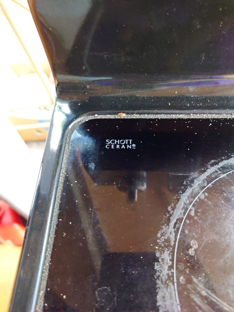 FREE Amana Stove with Schott Ceran Cooktop for Sale in North Miami, FL