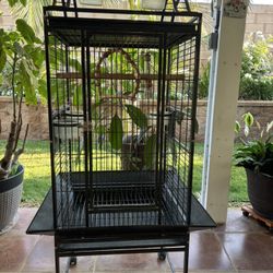 Jaula De Metal Para Perico O Kacatua Está Completa En Excelente Condiciones 