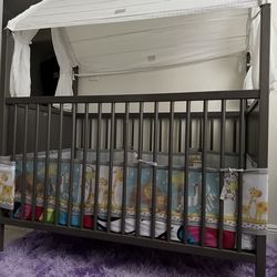 Baby crib with mattress