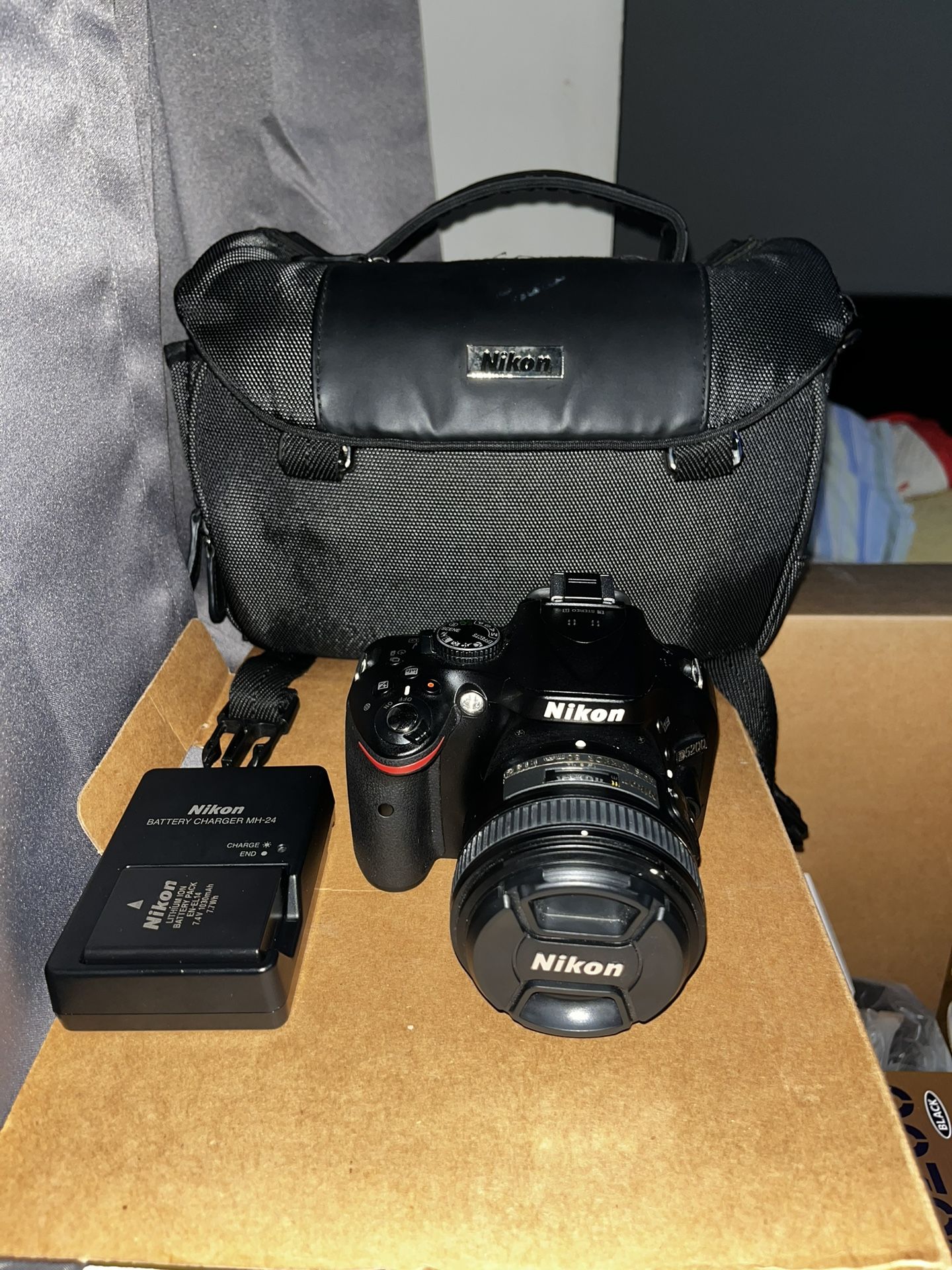 Nikon D5200 Barley Used