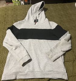 GUESS Kids Hoodie Size 10 Gray/Black