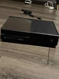 Xbox One Console (READ DESCRIPTION)