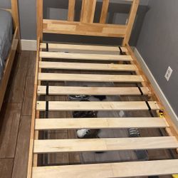 Two Twin Beds For Sale Very Good Condition 