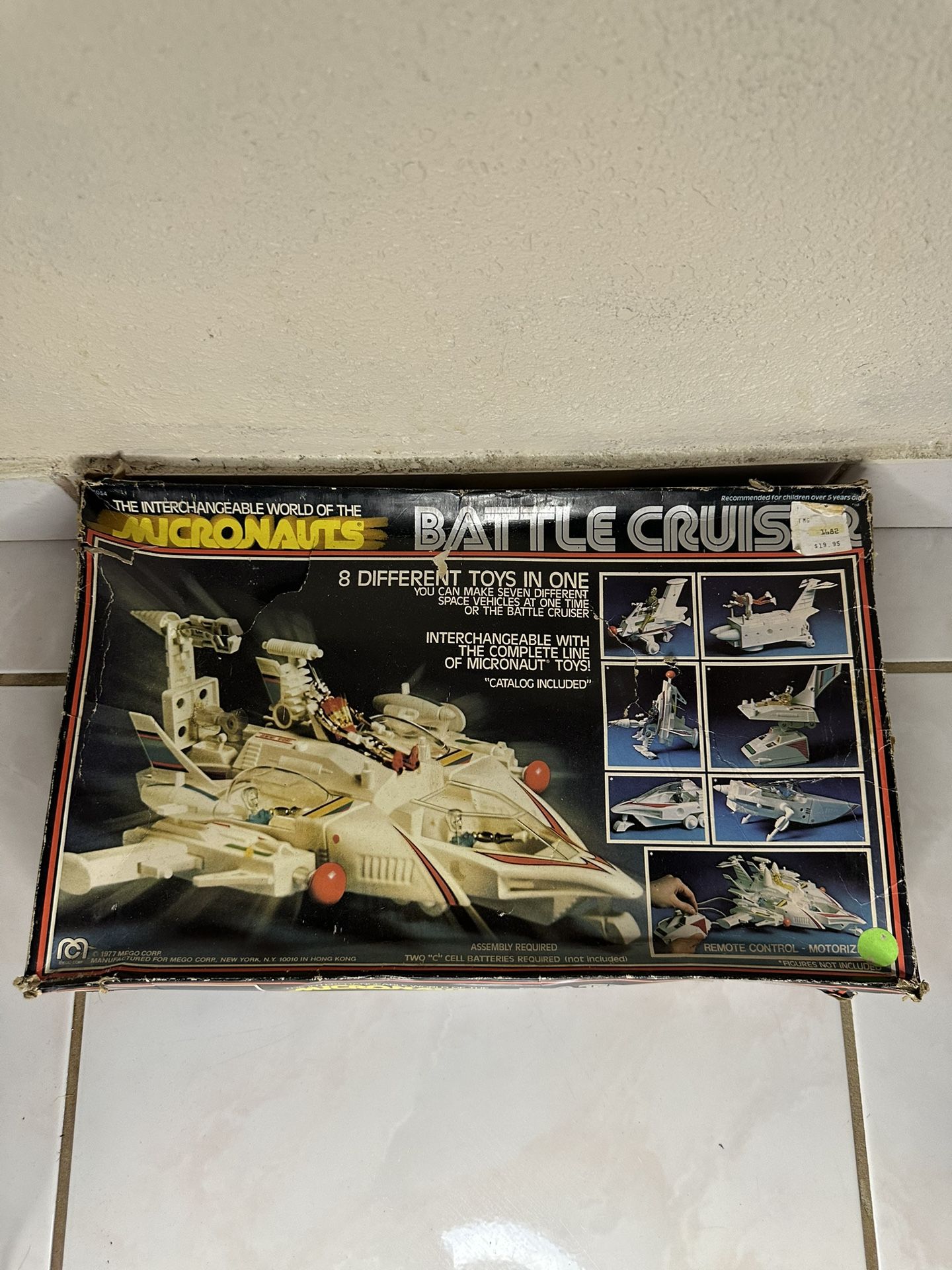 Vintage 1977 MEGO Micronauts Battle Cruiser & Playset Incomplete w/Box