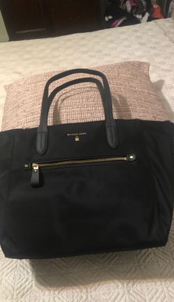Brand New Michael Kors Black Nylon Kelsey Bag