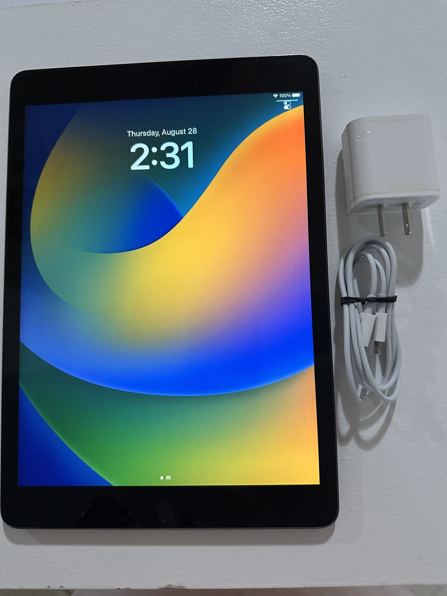 Apple iPad 9th Generation 64gb WiFi & GPS Graphite