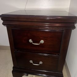 2-Drawer Nightstand – Needs Repair