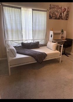 Twin Daybed + Floating Desk Complete Set