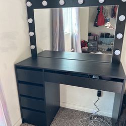 Mirror Dresser