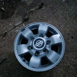 15inch Wheels  Off A Nissan 97   Pathfinder 