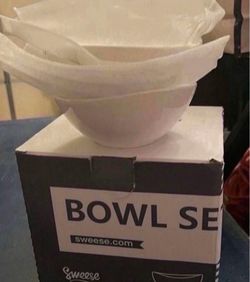 3-BRAND NEW-4oz Porcelain Bowls- BRAND NEW