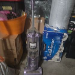 Shark  Navigator vacuum