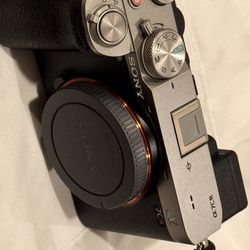 Sony A7CR Silver Trade With Sony A7V