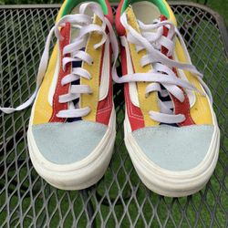 Vans Womens 7.5 Old Skool Shoes Used 