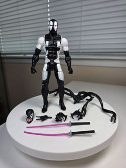 Marvel Legends Deadpool Back in Black