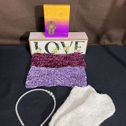 The Nubian Royal Eyeshadow Palette By Juvia's Place+2 Crochet Soft Twisted Knot Headbands+1 Pearly White Headband+1 Pair Of Fuzzy Socks 
