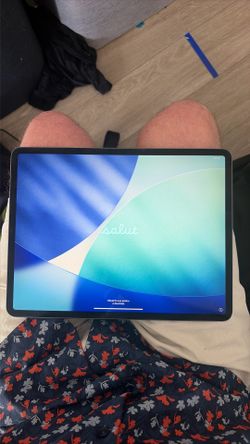 iPad 12.9” 3rd Gen Like New