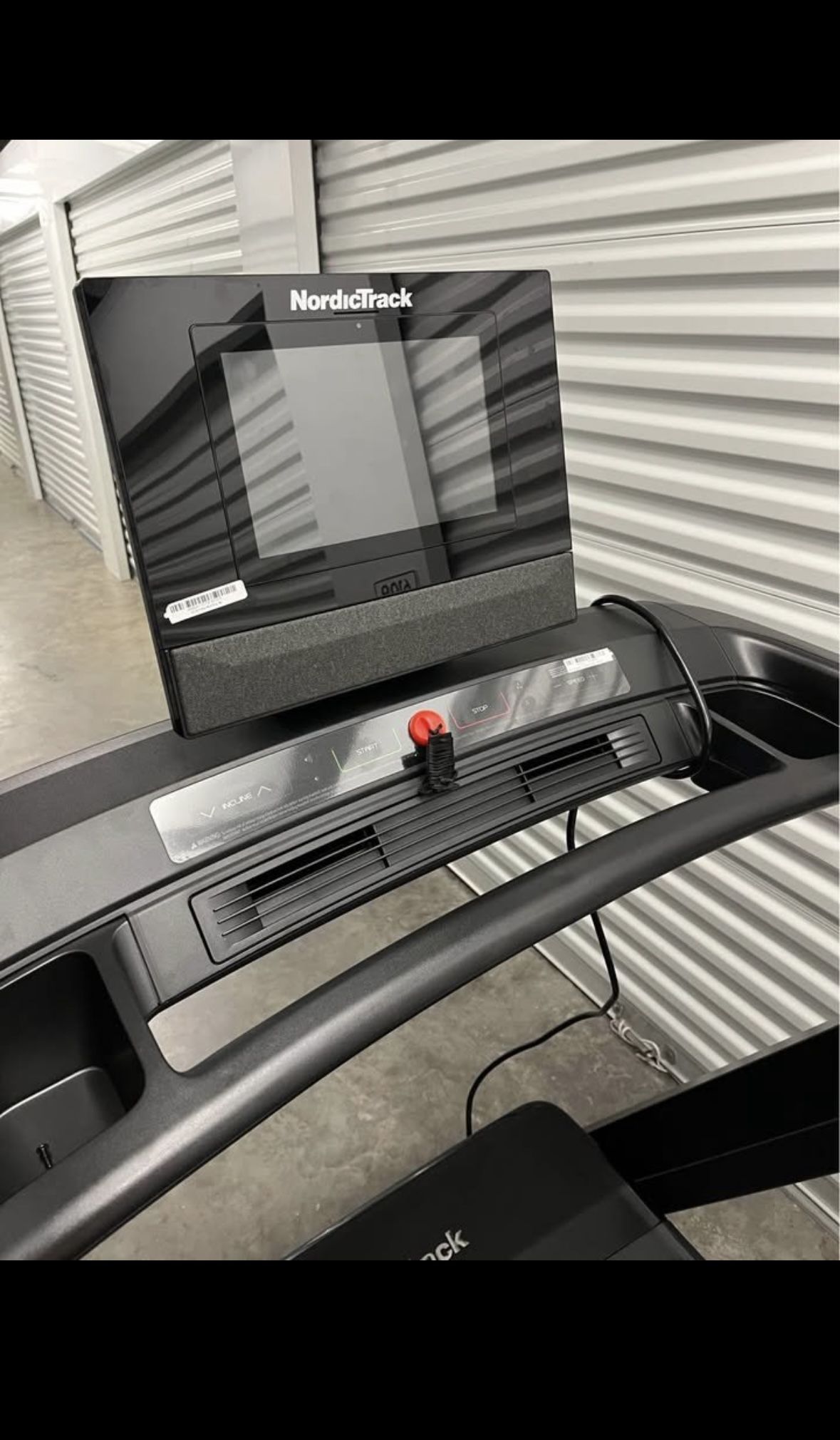 FULLERTON - 2025 Model Nordictrack Commercial 1250 model - 10" ifit screen  - 1100$