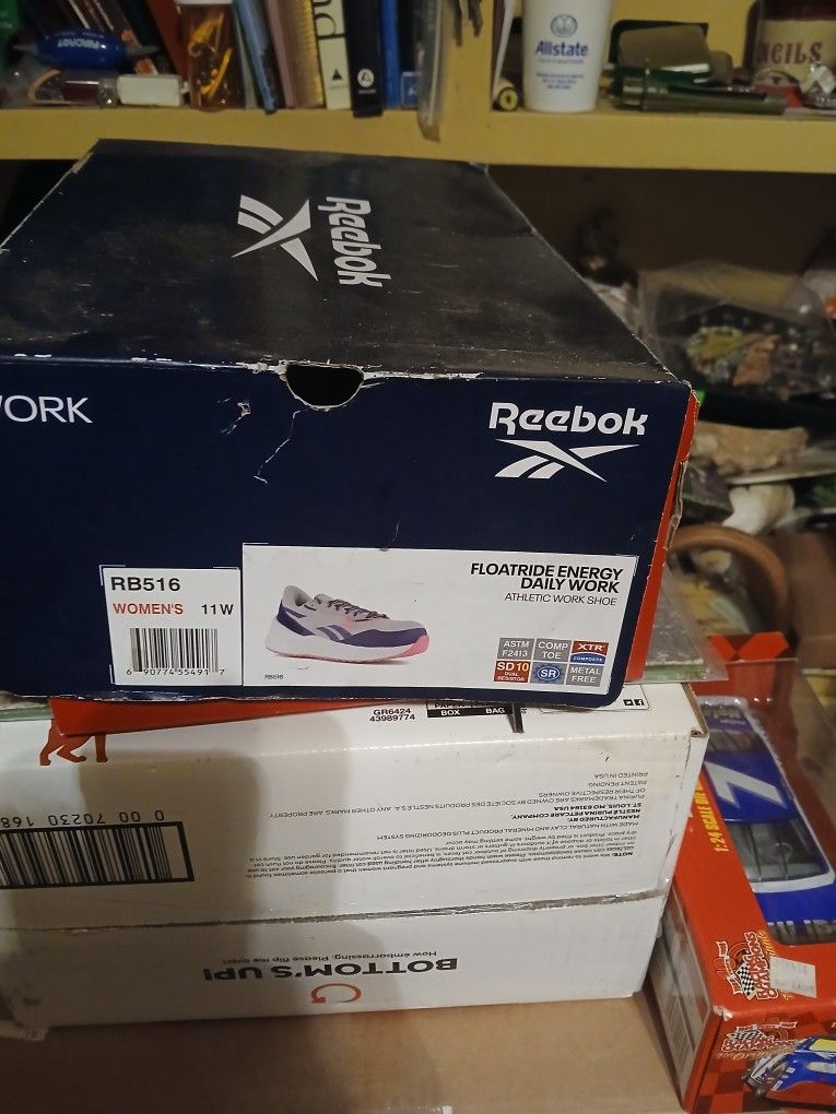 Reebok Steel Toe Or Composite Shoes