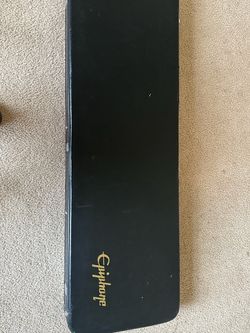 Epiphone Thunderbird IV Bass + Epiphone Hardshell Case