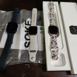 Apple Watch Series 6 40mm - $190,
Apple Watch SE 2 Gold 40mm - $160
Apple Watch SE 2 Grey 44mm -$190 . Charger included. 