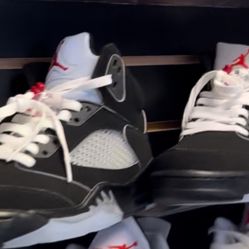 Jordan 5 Metallic 
